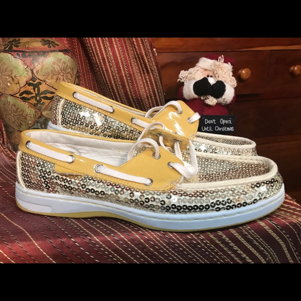 Maui Island loafers- NEW- never worn!